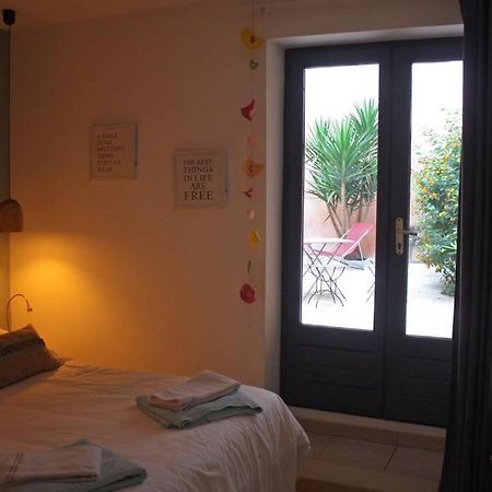 Arlette La Petite Maison Arlesienne 外观 照片