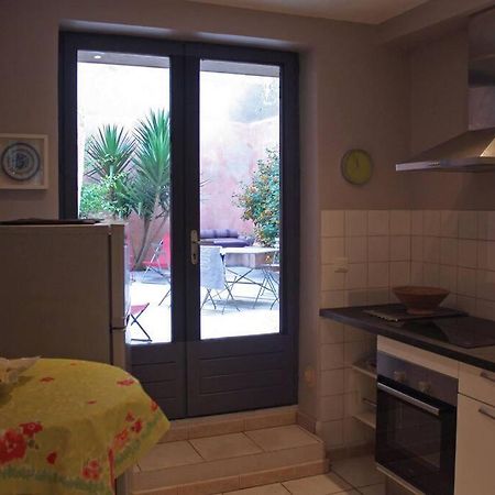 Arlette La Petite Maison Arlesienne 外观 照片